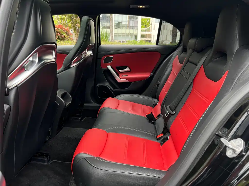 Mercedes-Benz A-Class AMG 2021 — фото 14