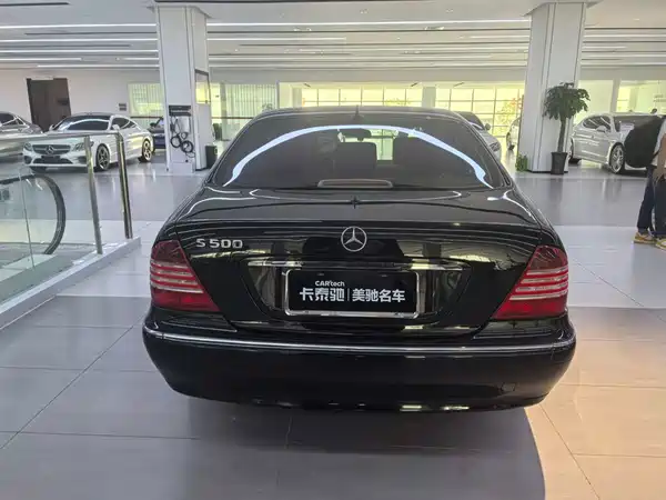 Mercedes-Benz S-Class 2004
