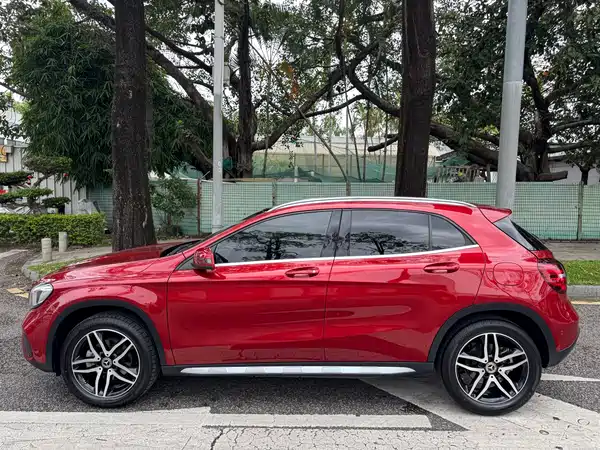 Mercedes-Benz GLA 2017