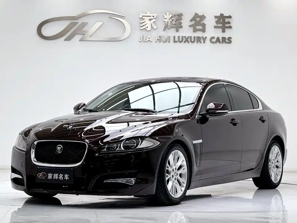 Jaguar XF 2013 — фото 1