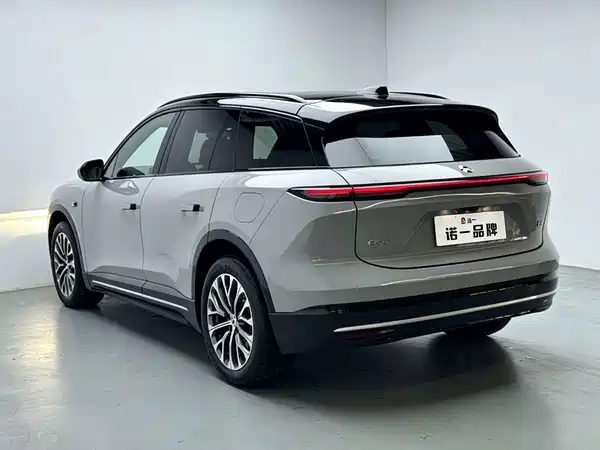NIO ES6 2025