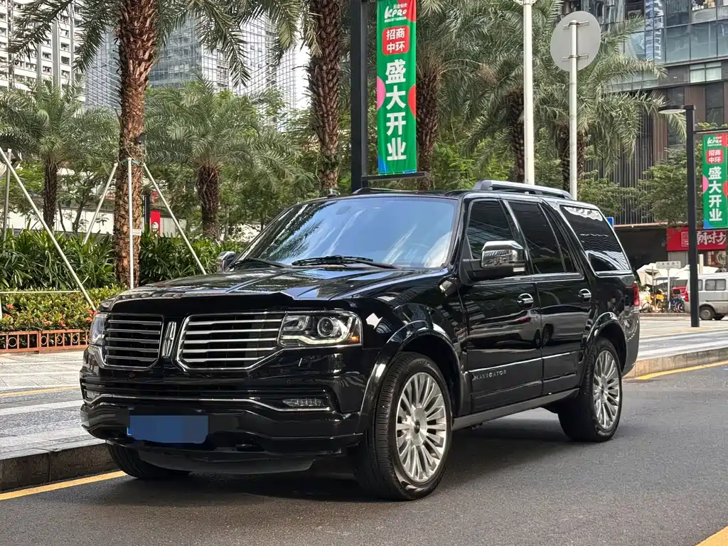 Lincoln Navigator 2018 — фото 3