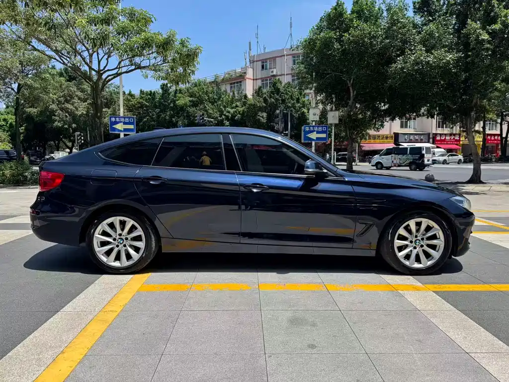 BMW 3 Series GT 2019 — фото 8