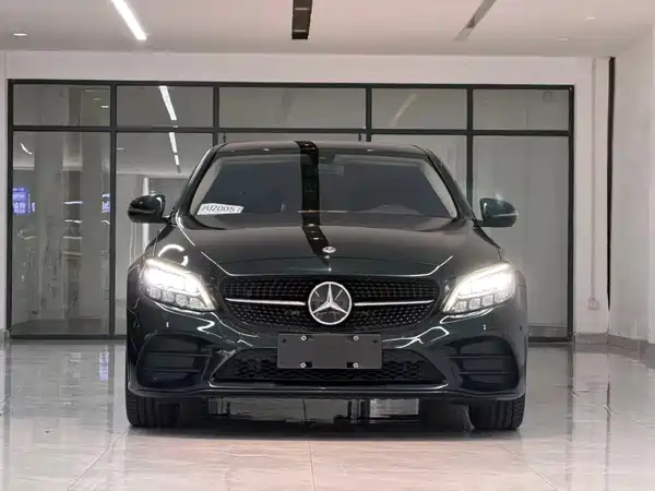 Mercedes-Benz C-Class 2021