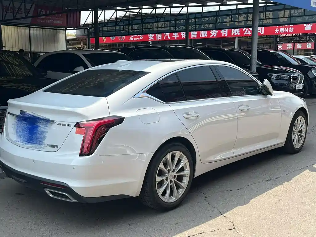 Cadillac CT5 2022 — фото 2