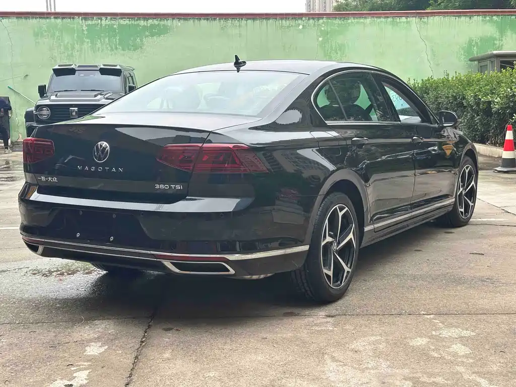 Volkswagen Magotan 2026