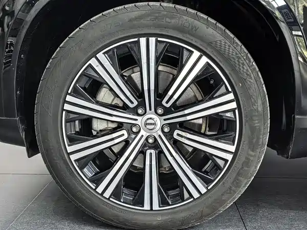 Volvo XC90 2021