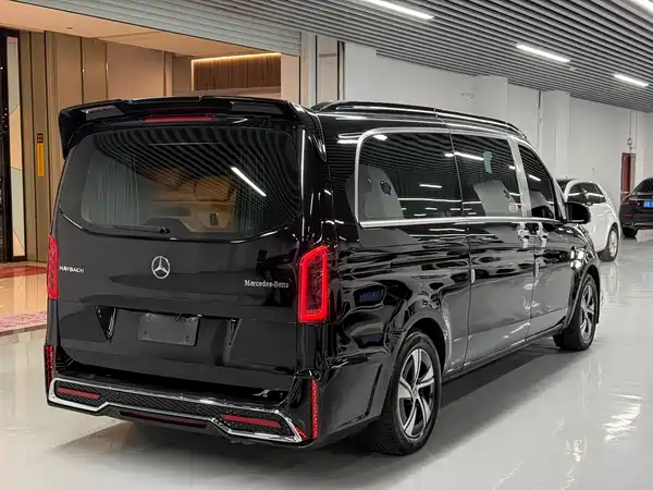 Mercedes-Benz Vito 2024