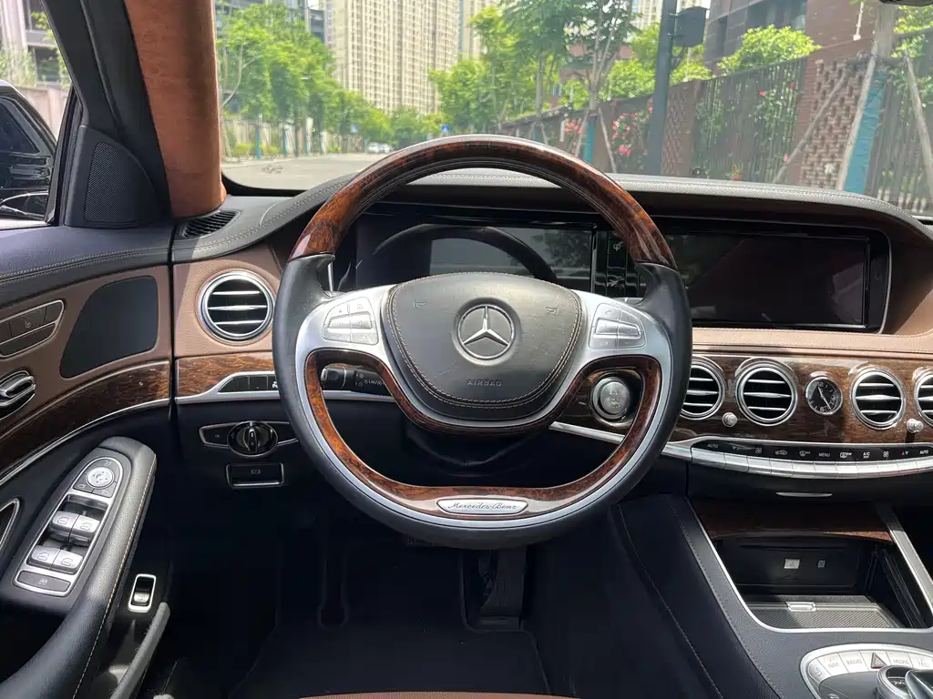 Mercedes-Benz S-Class 2017 — фото 11
