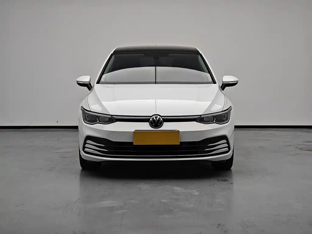 Volkswagen Golf 2024