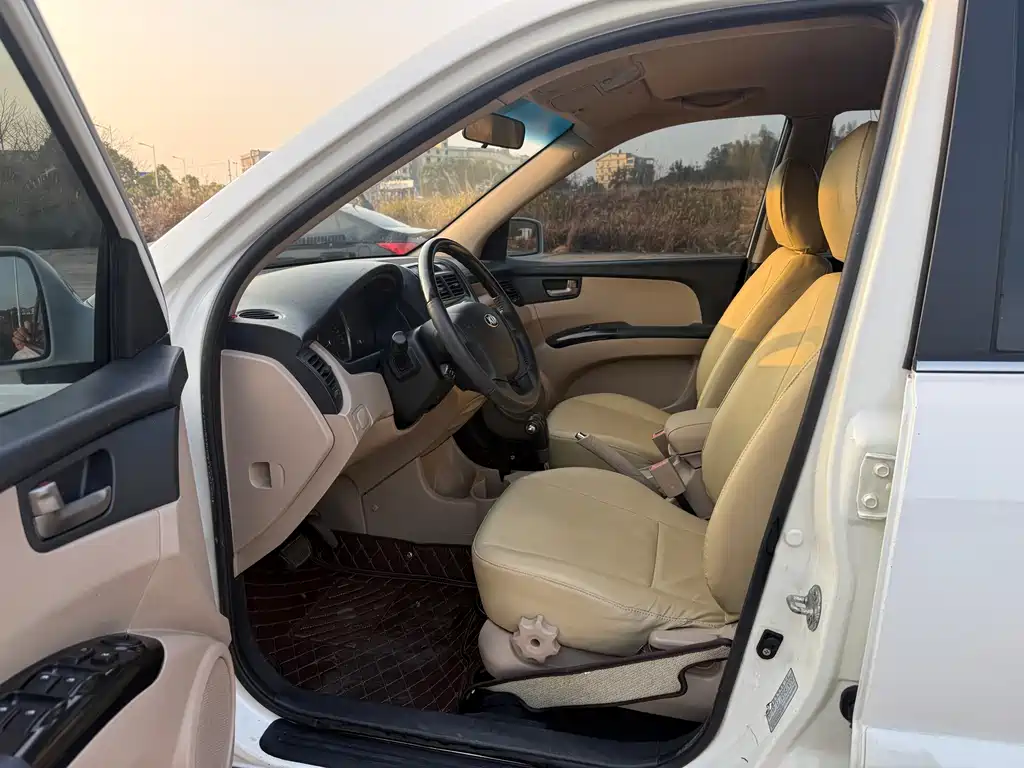 Kia Sportage 2013 — фото 10
