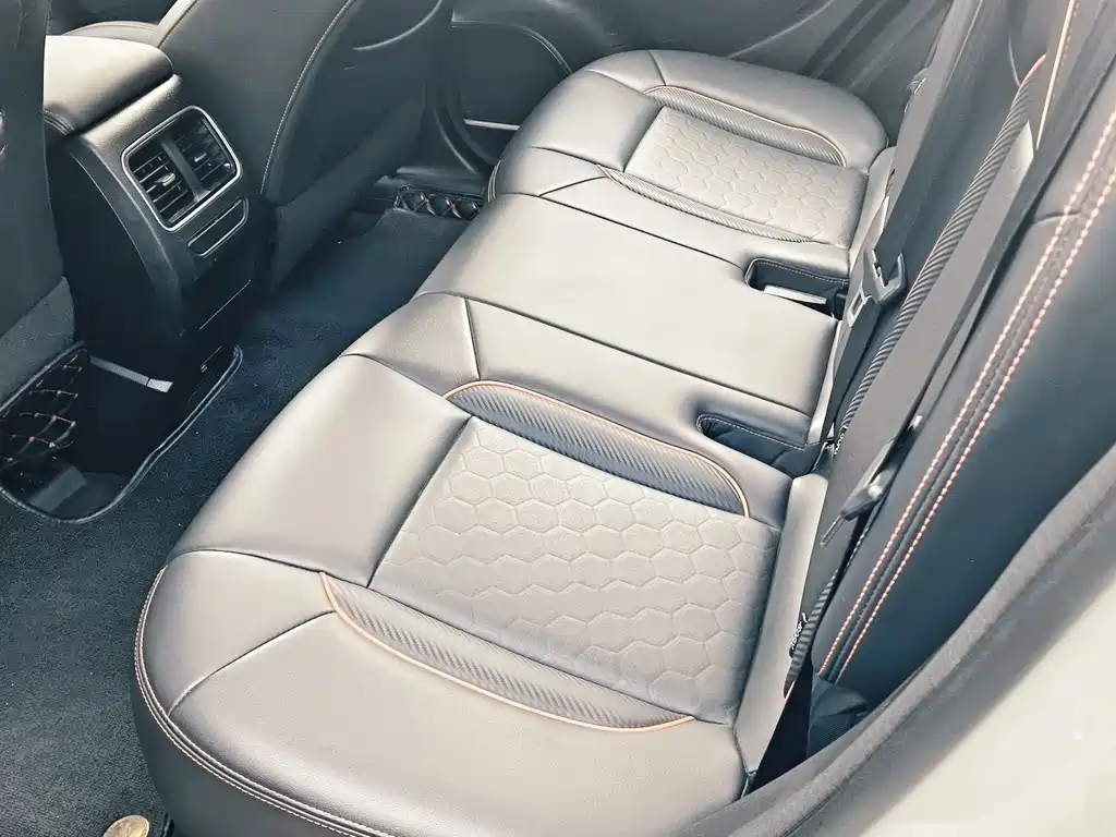 Haval F7 2021 — фото 10