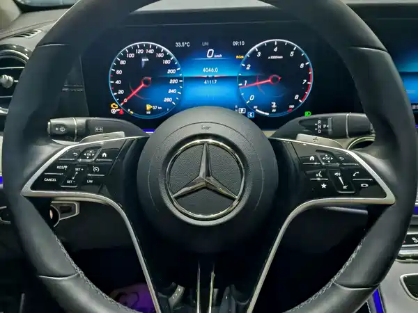 Mercedes-Benz E-Class 2023