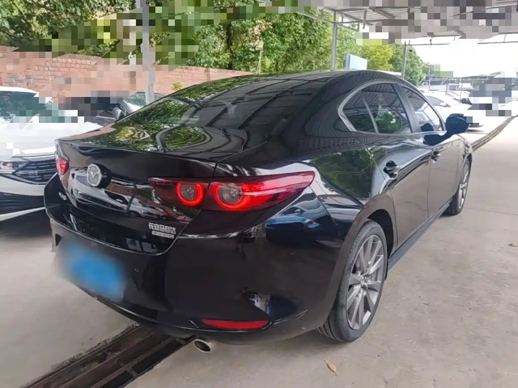 Mazda 3 Axela 2021