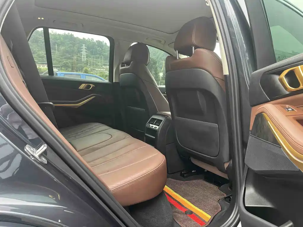 BMW X5 2022