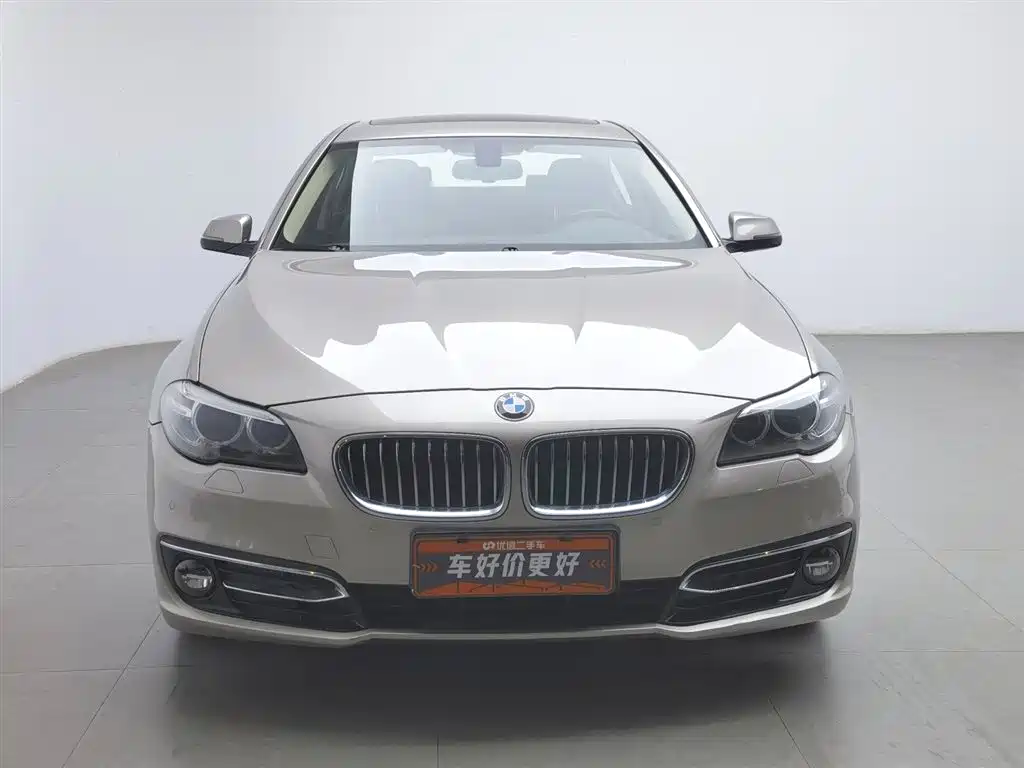 BMW 5 Series 2016 — фото 3
