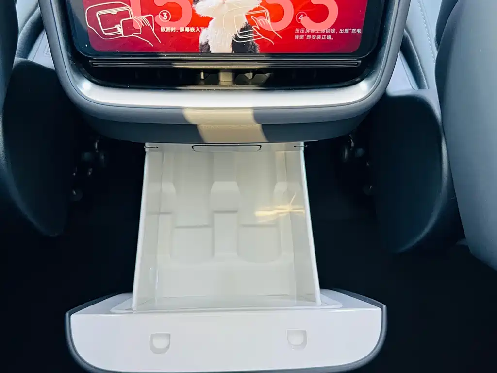 Xiaomi YU7 2026 — фото 14