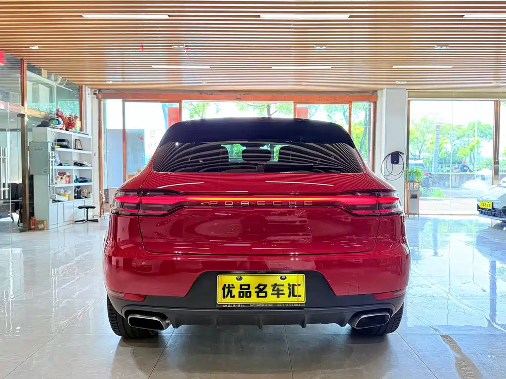 Porsche Macan 2018 — фото 5