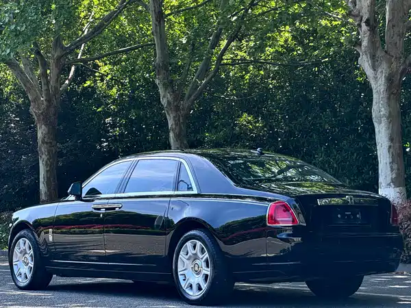 Rolls-Royce Ghost 2012