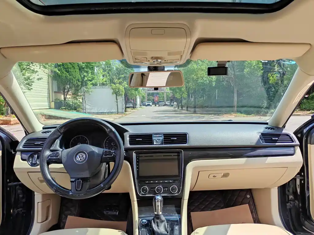 Volkswagen Passat 2014
