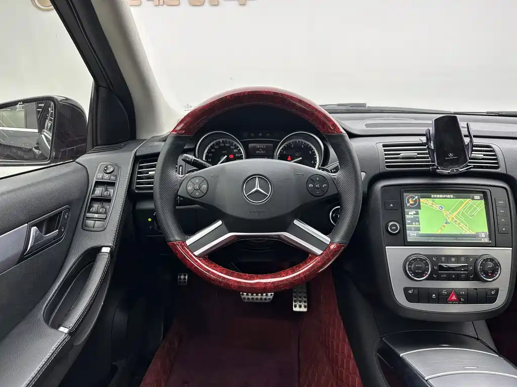 Mercedes-Benz R-Class 2016 — фото 8