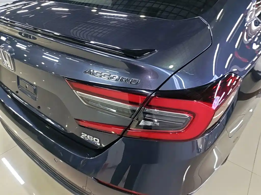Honda Accord 2023 — фото 8