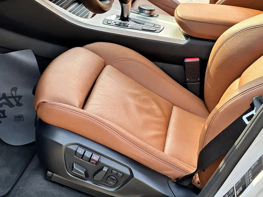 BMW X4 2017 — фото 17