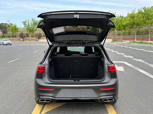 Volkswagen Golf 2022