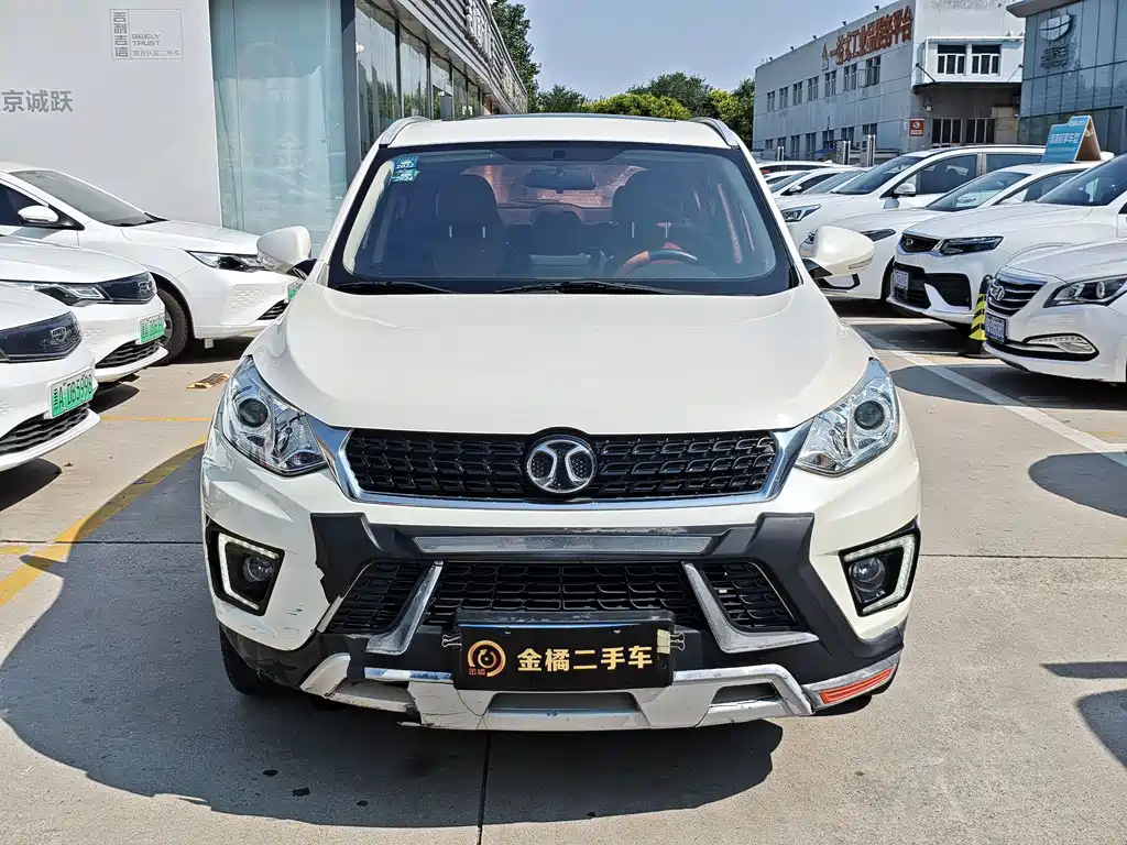 BAIC Shenbao X35 2018 — фото 6