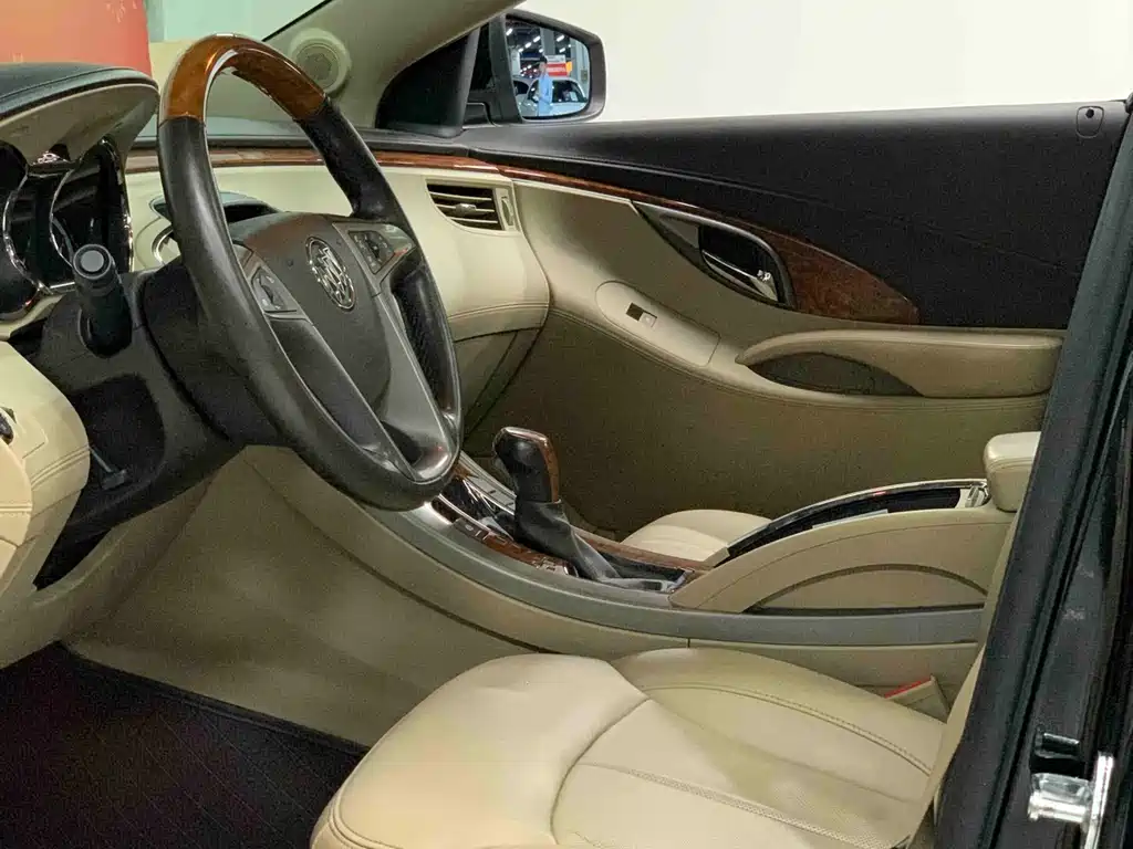 Buick LaCrosse 2013 — фото 15