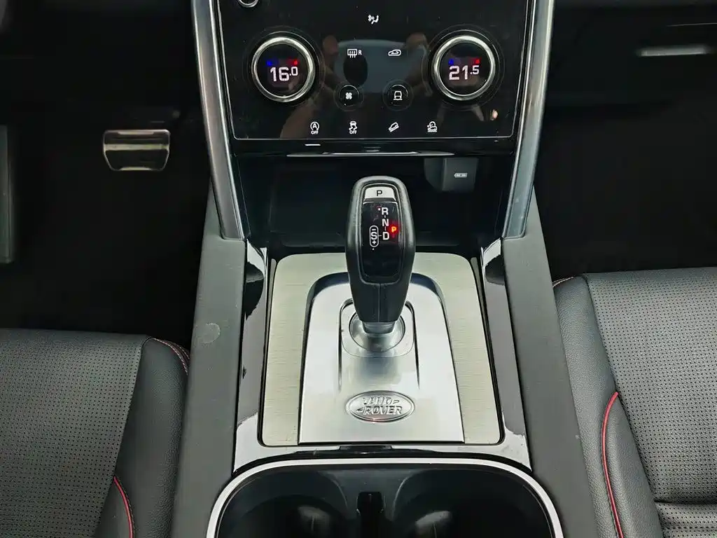 Land Rover Discovery Sport 2022 — фото 13