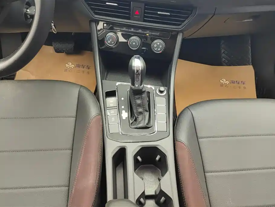 Volkswagen Bora 2022 — фото 16