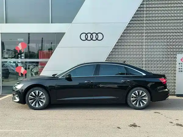Audi A6L 2023
