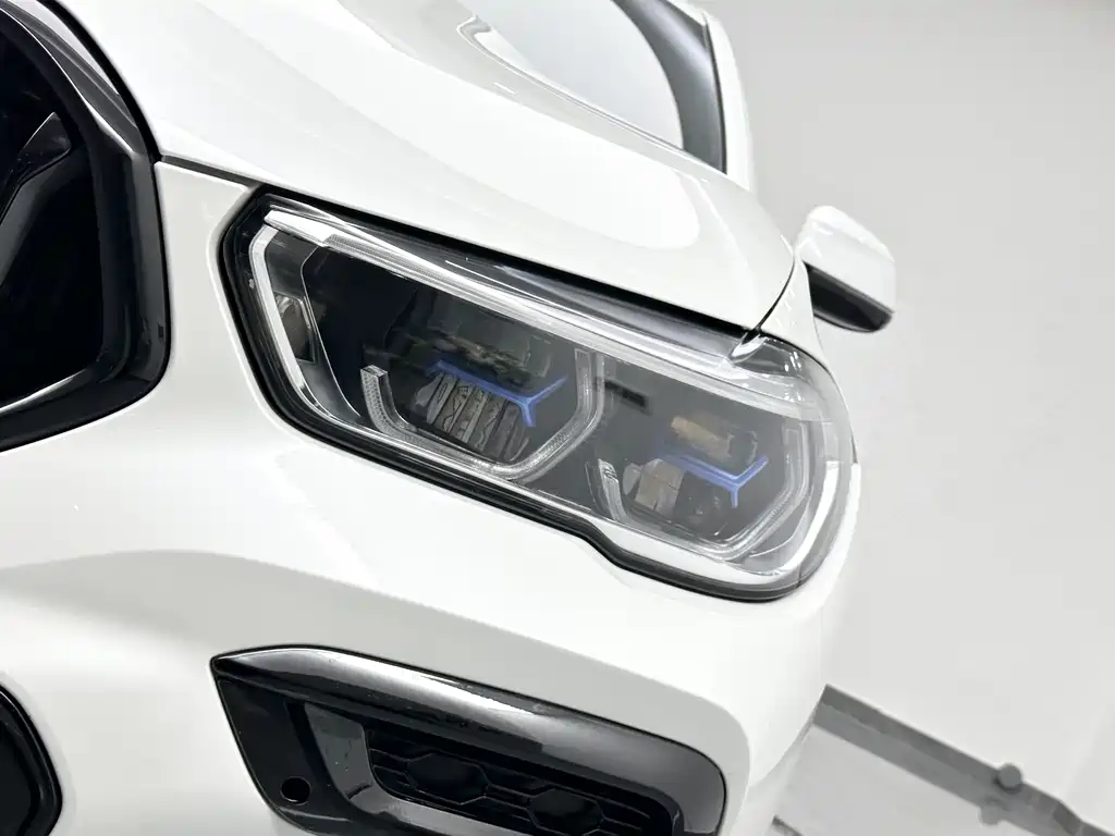 BMW X6 2023 — фото 20