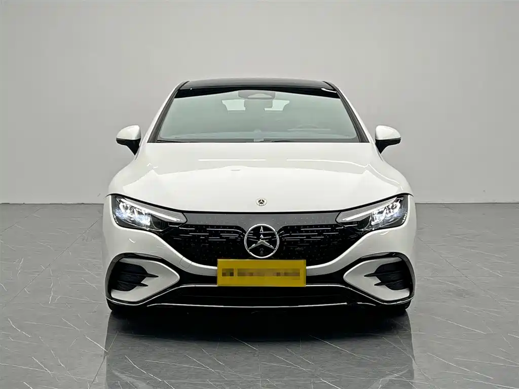 Mercedes-Benz EQE 2025