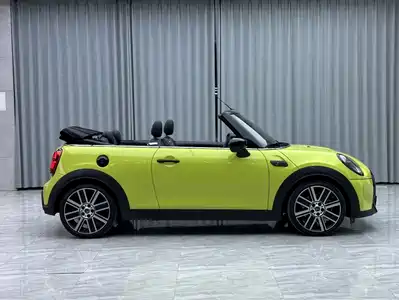 MINI MINI 2023