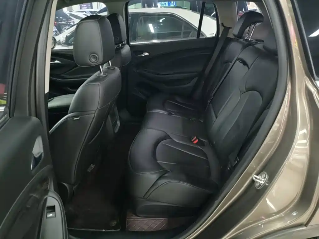 Buick Envision Plus 2019 — фото 17