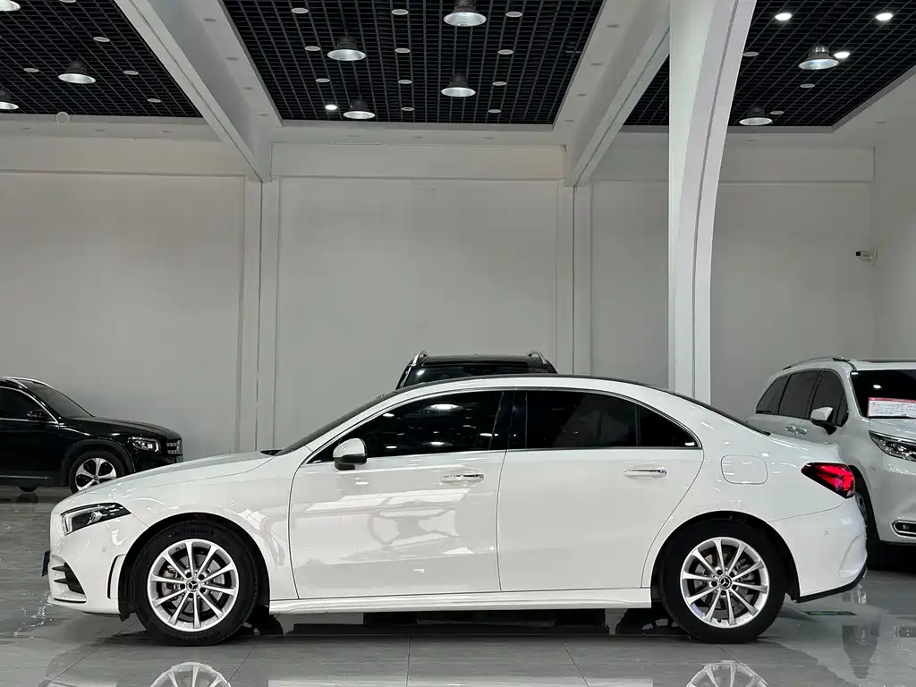 Mercedes-Benz A-Class 2021