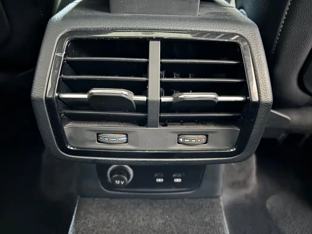 Audi Q3 2022 — фото 18