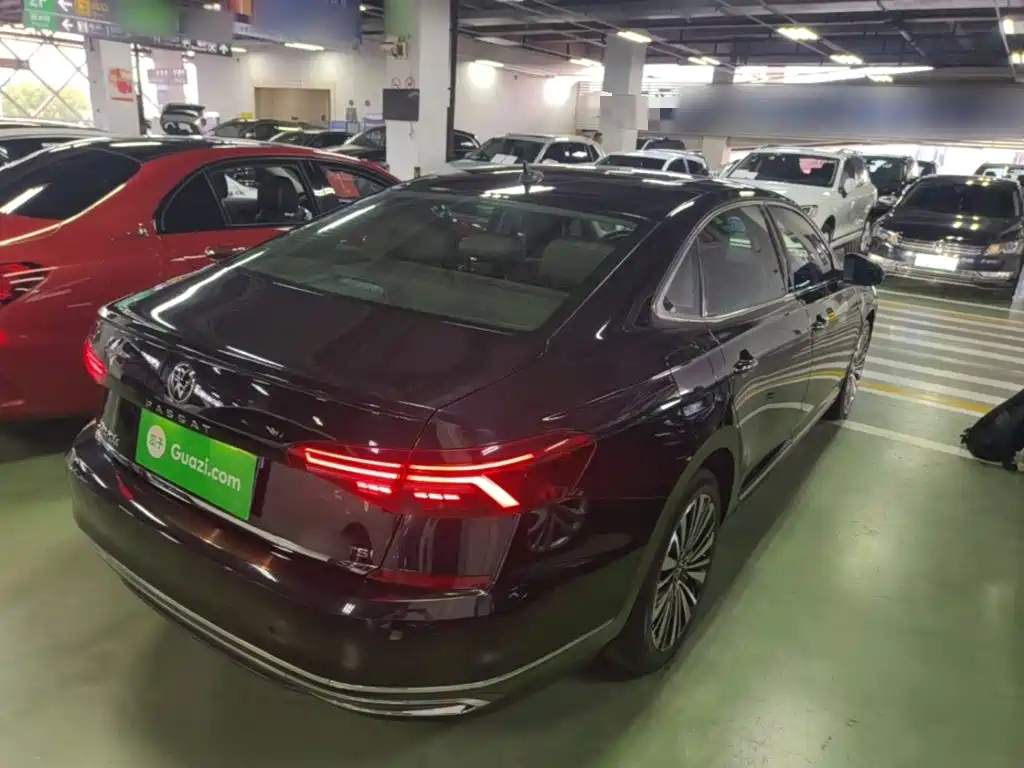 Volkswagen Passat 2021