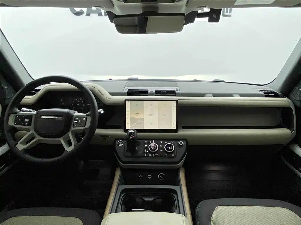 Land Rover Defender 2022 — фото 12