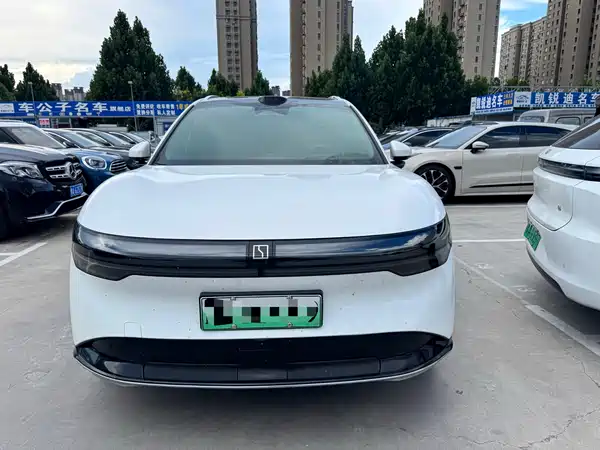 Zeekr 7X 2025