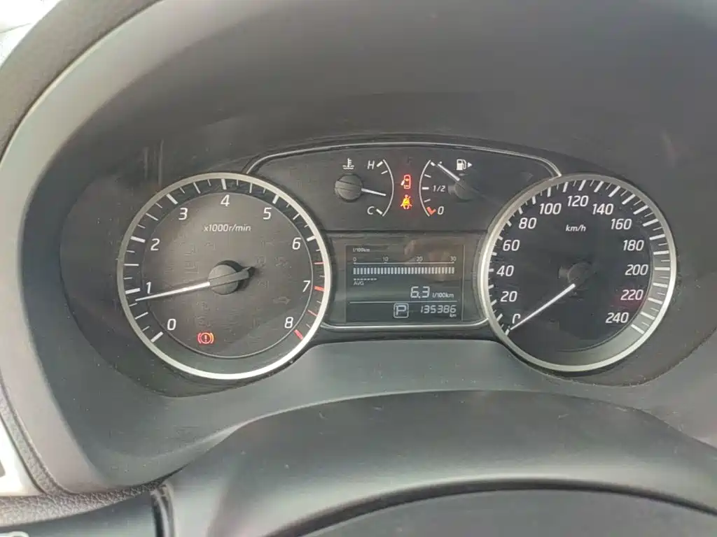 Nissan Sylphy 2018 — фото 12