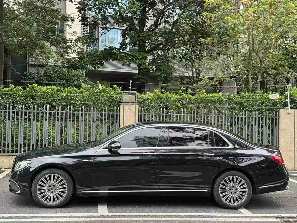 Mercedes-Benz E-Class 2020