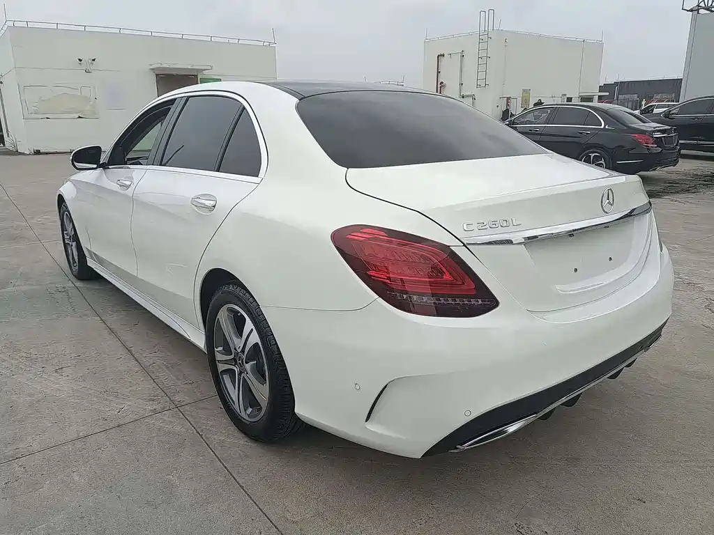 Mercedes-Benz C-Class 2020 — фото 10