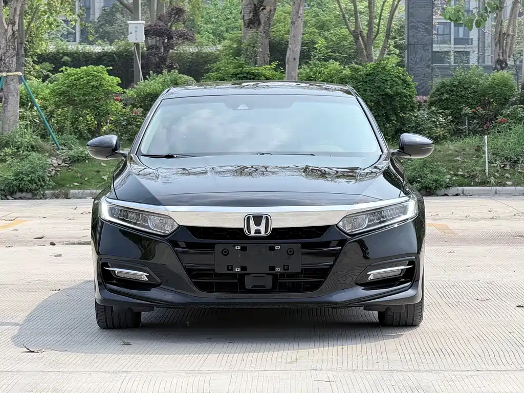 Honda Accord 2019 — фото 2
