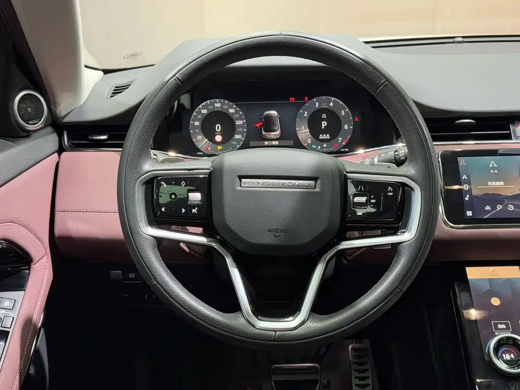 Land Rover Evoque 2023 — фото 29