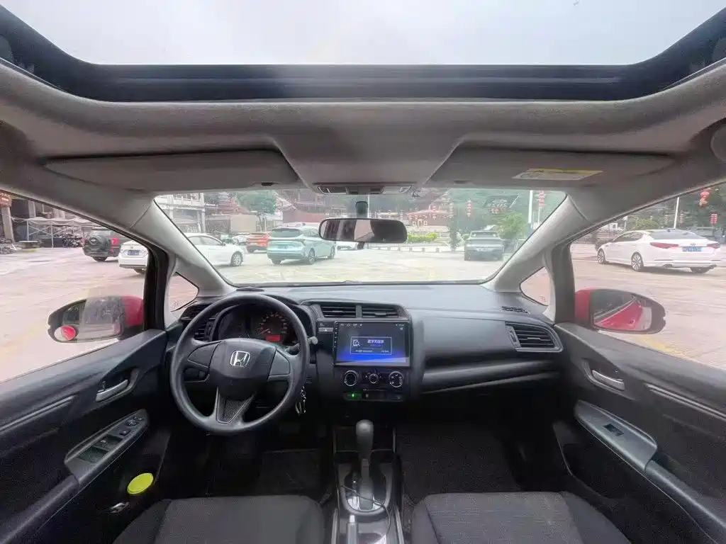 Honda Fit 2019 — фото 10