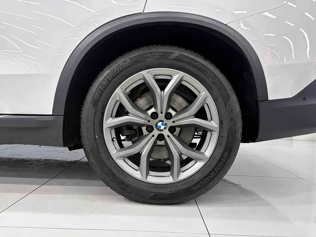 BMW X5 2019 — фото 24