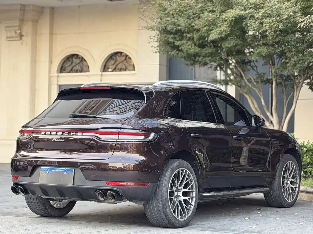 Porsche Macan 2019 — фото 8